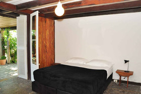 Cliffside Guest House & Experience