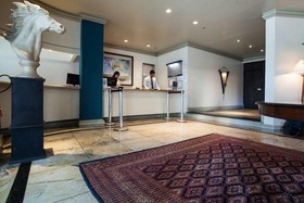 Gallant Hotel