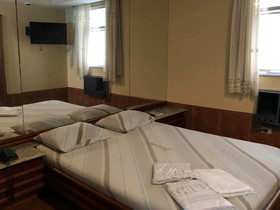 Hotel Bariloche by OYO Rooms