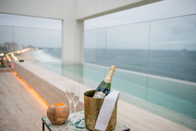 Janeiro Hotel