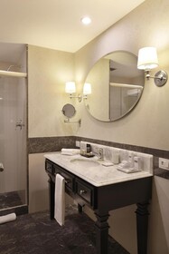 Miramar Hotel by Windsor