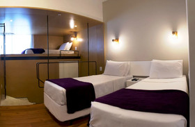 Villa 25 Hostel & Suites