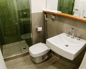 Villa 25 Hostel & Suites