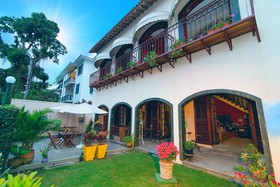 Villa Aprazivel