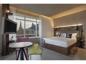 Yoo2 Rio de Janeiro, Tapestry Collection by Hilton