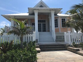 Chub Cay Cabanas