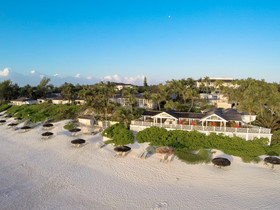 Coral Sands Hotel