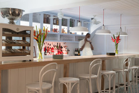 Coral Sands Hotel
