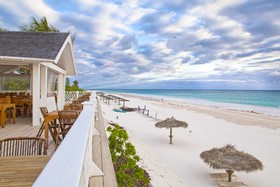 Coral Sands Hotel