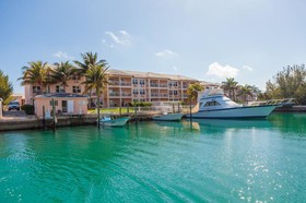 Island Palm Marina Villas