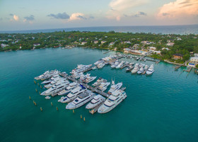 Romora Bay Resort and Marina