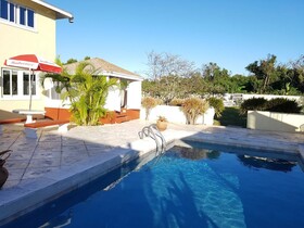 Golden Palm B & B