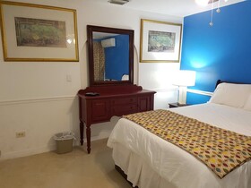 Golden Palm B & B