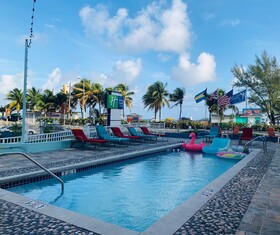 Holiday Inn Express & Suites Nassau