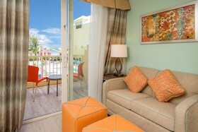 Holiday Inn Express & Suites Nassau