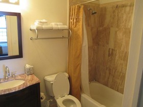 Ocean West Boutique Hotel
