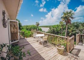 Palmetto Sunrise by Eleuthera Vacation Rentals