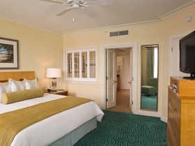 Harborside Resort