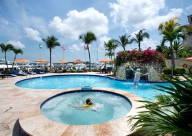 Paradise Harbour Club & Marina a Festiva Resort