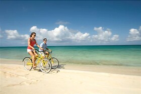 Cape Eleuthera Resort & Marina