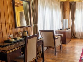 Tiger's Nest Resort