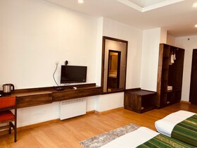 Hotel Mayto