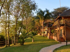 Chobe Marina Lodge