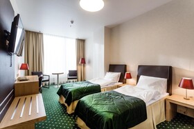 Green City Hotel