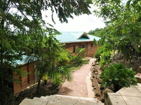 Falcon Hill Lodge