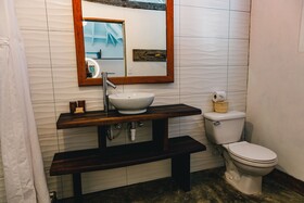 Thatch Caye, a Muy'Ono Resort