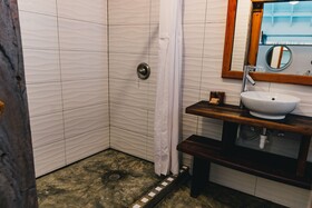 Thatch Caye, a Muy'Ono Resort