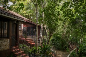 Sweet Songs Jungle Lodge, a Muy'Ono Resort