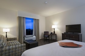 Hampton Inn & Suites By Hilton Airdrie