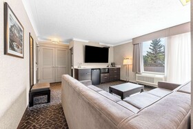 Best Western Plus Siding 29 Lodge