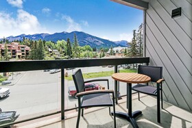 Best Western Plus Siding 29 Lodge