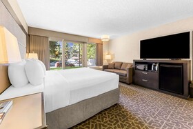 Best Western Plus Siding 29 Lodge