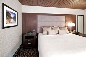 Best Western Plus Siding 29 Lodge