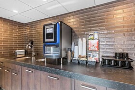 Best Western Plus Siding 29 Lodge