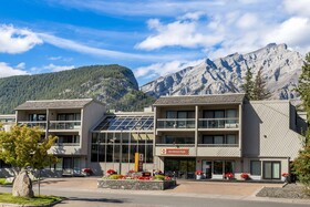 Best Western Plus Siding 29 Lodge