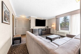 Best Western Plus Siding 29 Lodge