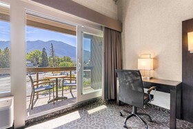Best Western Plus Siding 29 Lodge