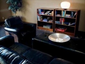 Heritage Inn & Suites