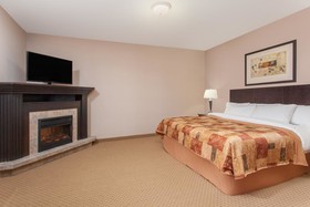 Ramada by Wyndham Brooks