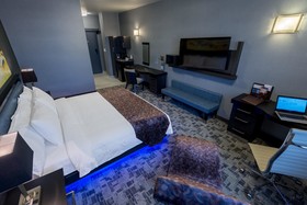 Applause Hotel by Clique Calgary Airport