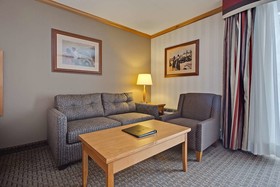 Best Western Plus Port O'Call Hotel