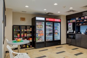 Park Inn by Radisson, Calgary Airport North, AB