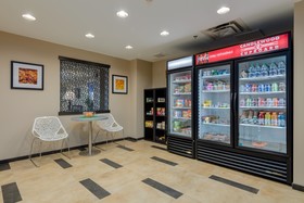 Park Inn by Radisson, Calgary Airport North, AB