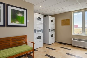 Park Inn by Radisson, Calgary Airport North, AB