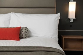 Carriage House Hotel & Conference Centre