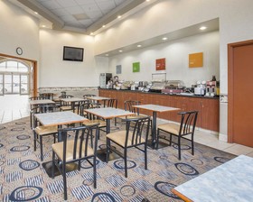 Comfort Inn & Suites South